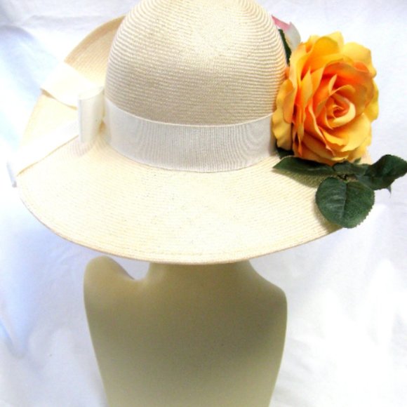 Vintage Beige Straw Hat with Raised Front Brim and Yellow Rose Adornment - Picture 4 of 6